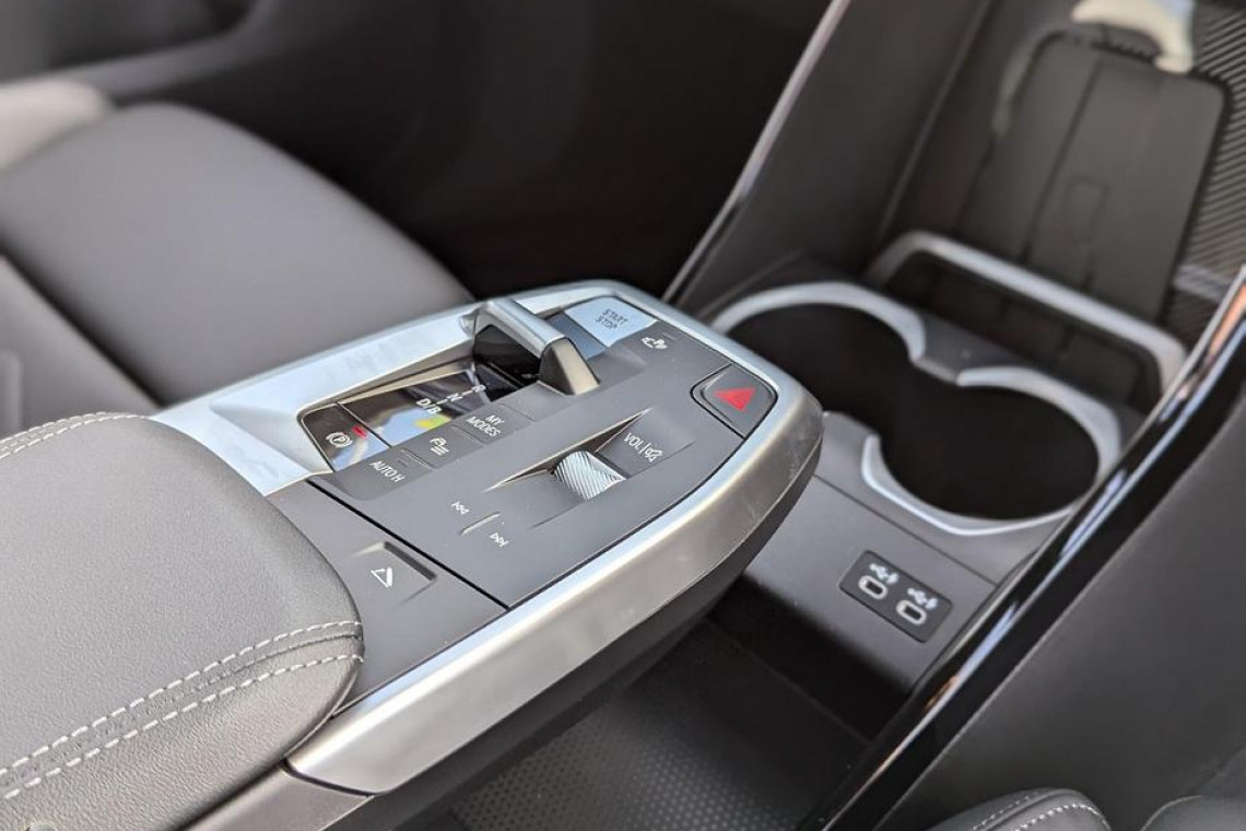 2024 BMW iX2 U10 EDRIVE20 SUV Image 7