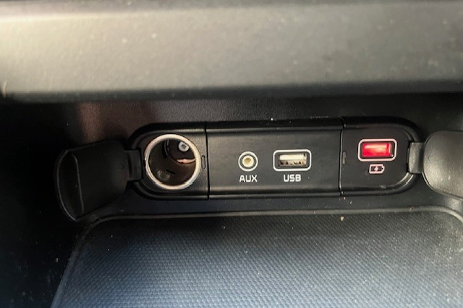 2019 Kia Cerato BD S Hatch Image 28
