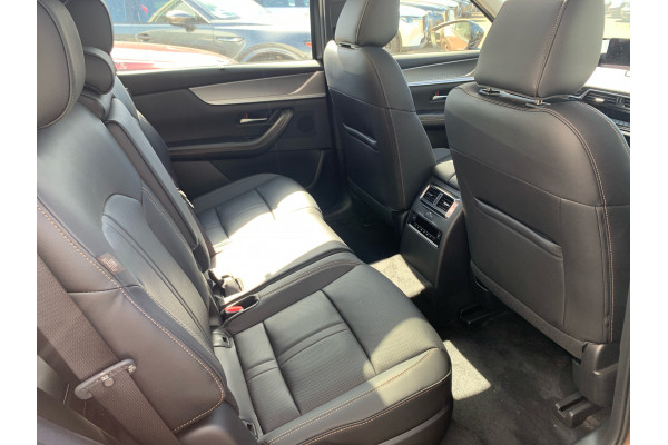 2024 Mazda CX-80 KL G40e GT SUV Image 5