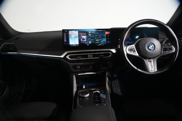 2023 BMW i4 eDrive40 M Sport Coupe Image 11