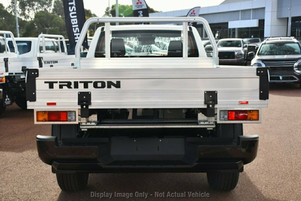 2026 MY25 Mitsubishi Triton MV  GLX Cab Chassis Image 16