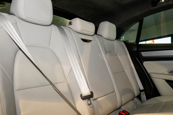 2024 MY25 Porsche Macan SUV