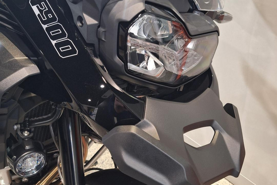 2026 BMW F 900 GS Adventure Ride Pro F 900