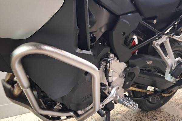 2026 BMW F 900 GS Adventure Ride Pro F 900