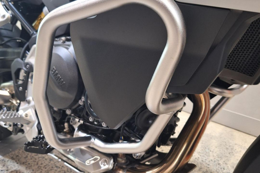 2026 BMW F 900 GS Adventure Ride Pro F 900