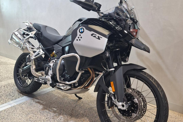 BMW F 900 GS Adventure Ride Pro F 900