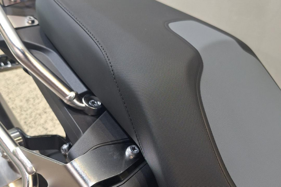 2026 BMW F 900 GS Adventure Ride Pro F 900