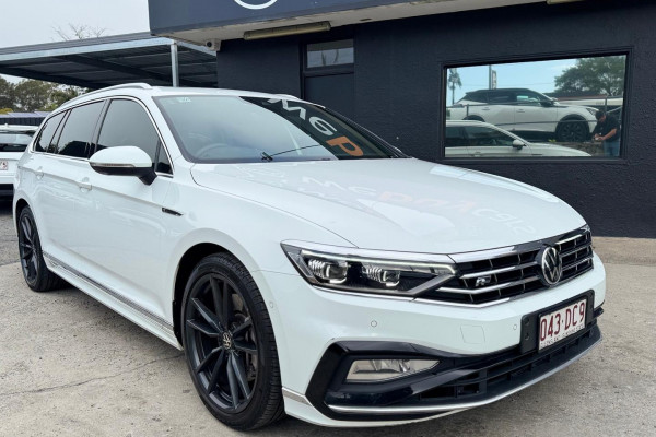 2021 Volkswagen Passat B8 206TSI R-Line Wagon Image 4