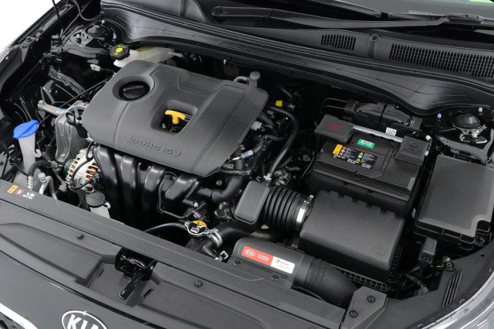 2019 MY20 Kia Cerato Hatch BD Sport with Safety Pack Hatchback Image 19