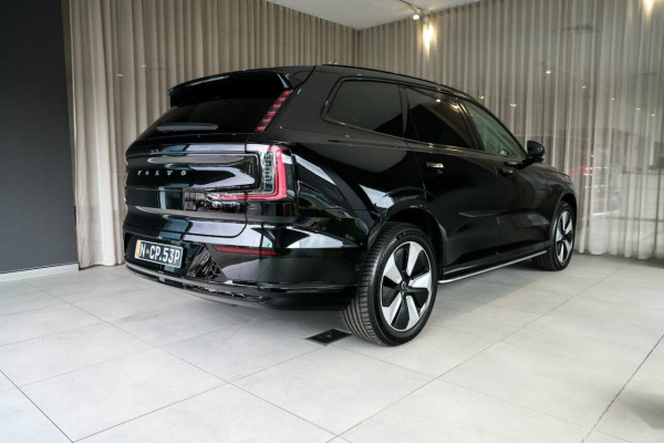 2025 Volvo EX90 No Series Plus Twin Motor SUV Image 2