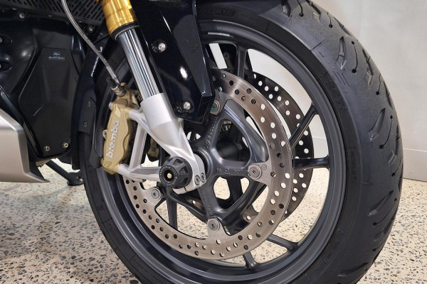 2024 BMW R 1250 R Triple Black R 1250