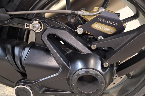 2024 BMW R 1250 R Triple Black R 1250