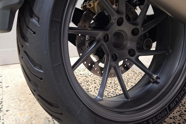 2024 BMW R 1250 R Triple Black R 1250