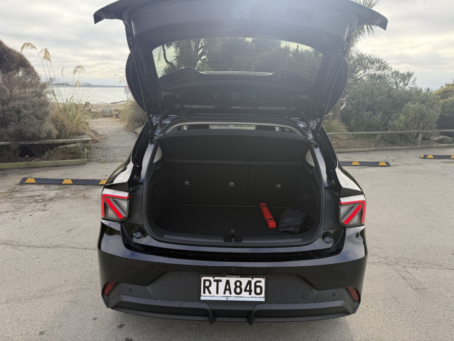 2026 MG MG4 AH4E Essence 64 Hatch Image 15