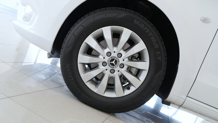 2020 Mercedes-Benz Vito Van Image 25