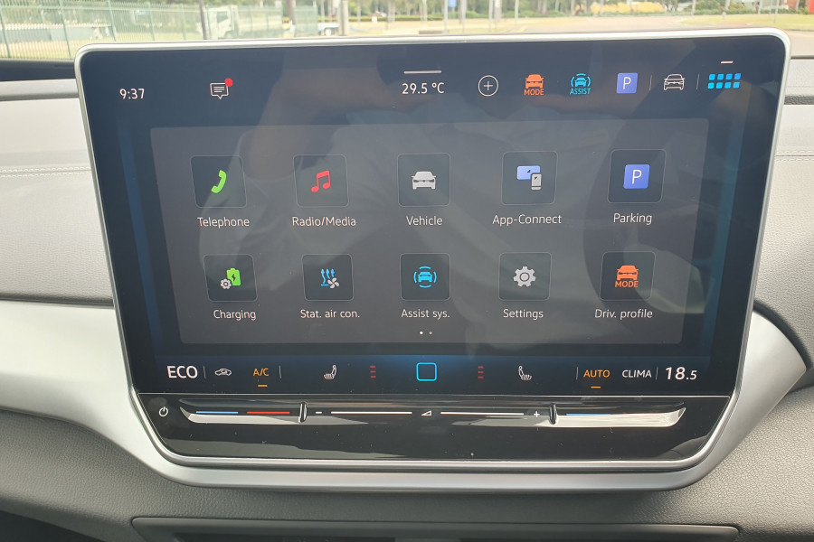 2025 Volkswagen ID. 4 E2 Pro SUV Image 20