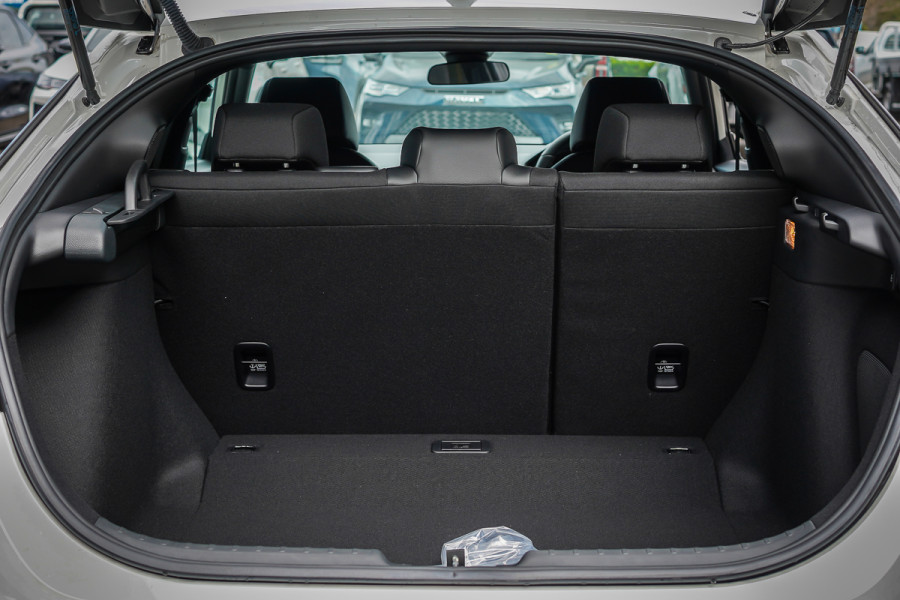 2024 MY25 Honda Civic 11th Gen e:HEV LX Hatch Image 10