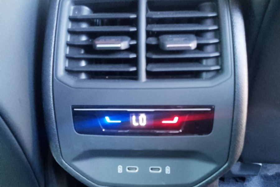 2022 Cupra Formentor KM V SUV Image 16