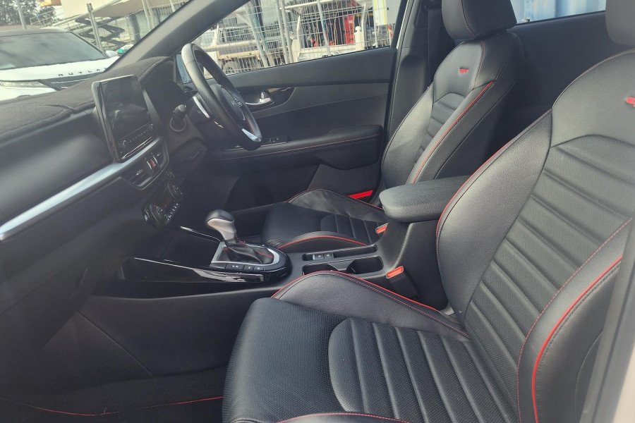 2021 MY22 Kia Cerato BD Sport Hatch Image 12