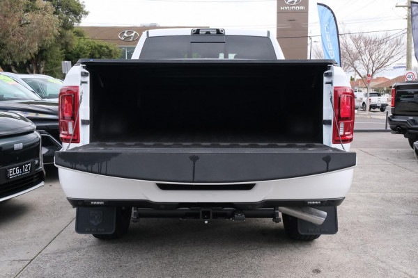 2026 Ram 2500 DJ Laramie Ute Image 5