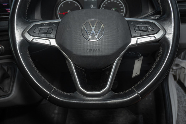 2021 Volkswagen Transporter T6.1 Van Image 11