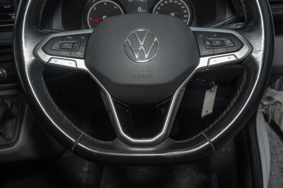 2021 Volkswagen Transporter T6.1 Van Image 11