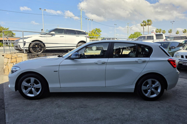2016 BMW 1 Series F20 LCI 118i Sport Line Hatch Image 12