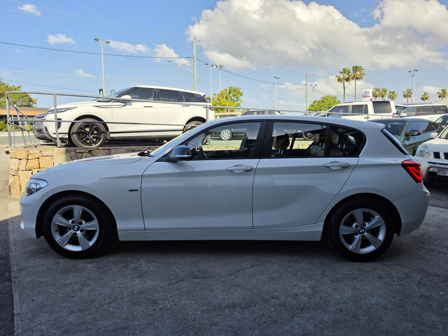 2016 BMW 1 Series F20 LCI 118i Sport Line Hatch Image 12