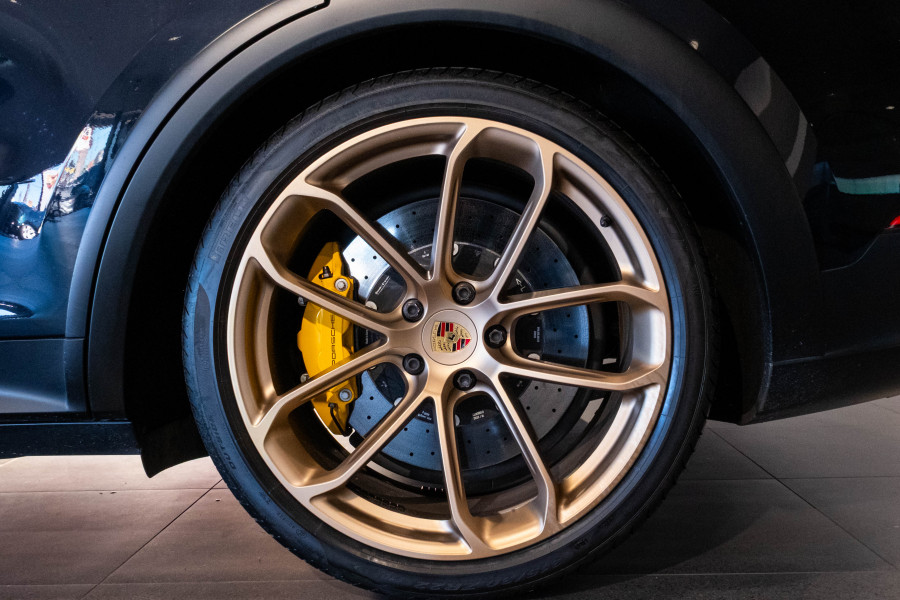 2022 Porsche Cayenne Turbo GT Coupe