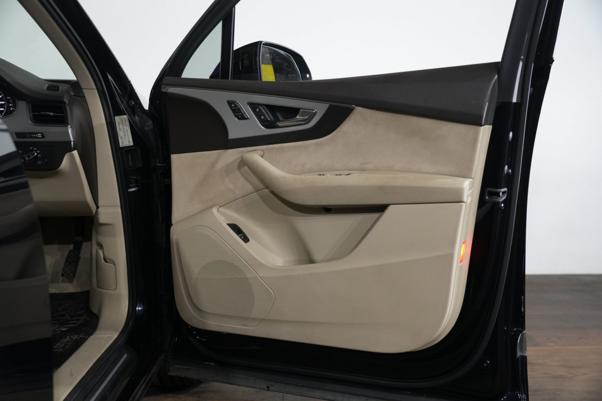 2016 Audi Q7 4M TDI SUV