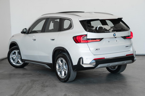 2025 BMW X1 U11 sDrive18i SUV image 2