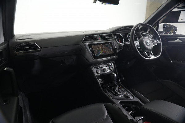 2017 Volkswagen Tiguan 162TSI R-Line SUV Image 13