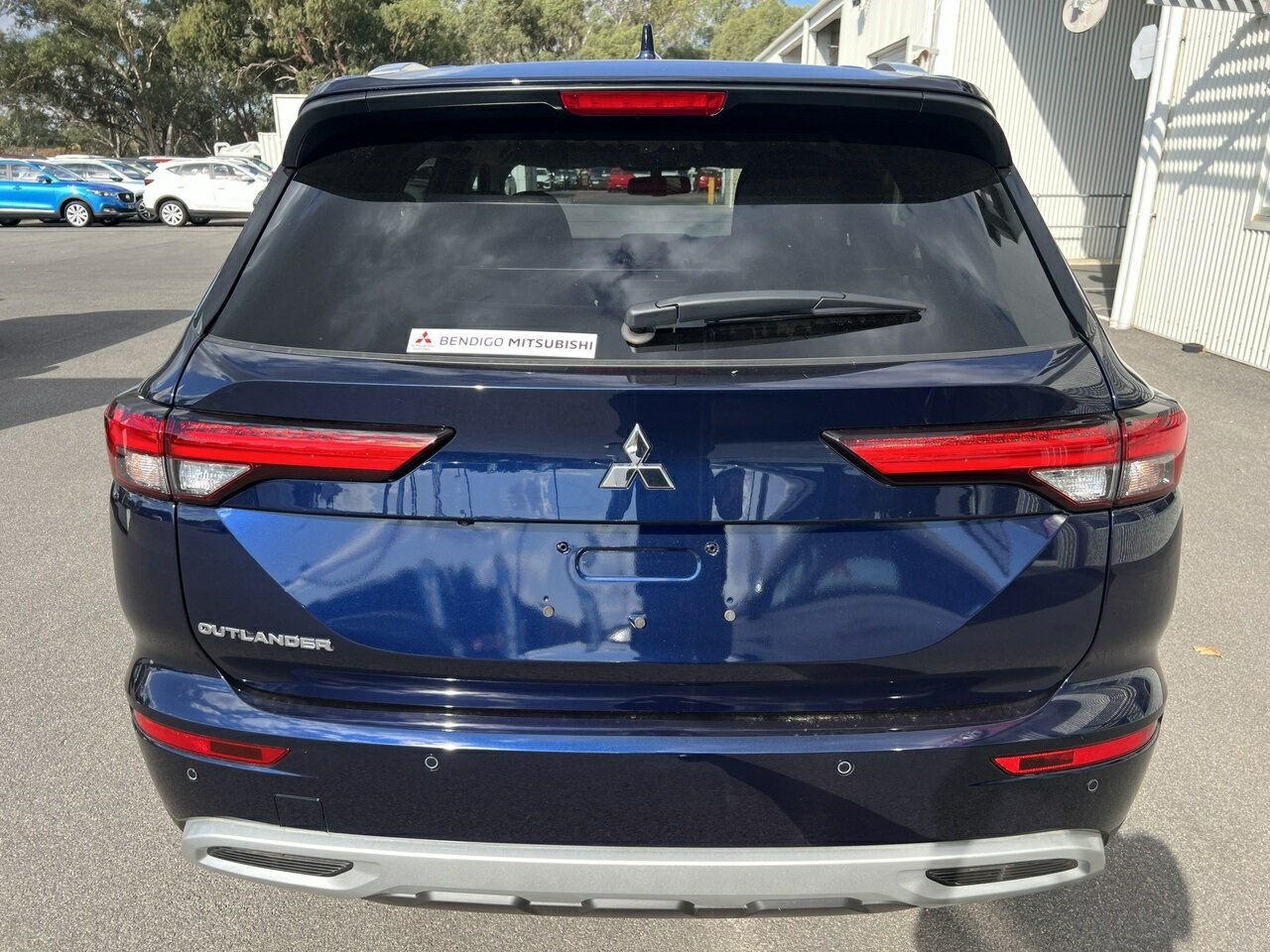 2024 Mitsubishi Outlander ZM LS SUV Image 6