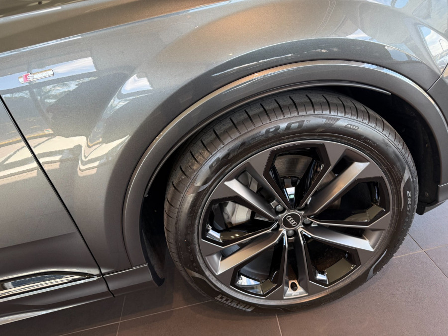 2025 Audi Q7 4M TFSI 185kW SUV Image 8