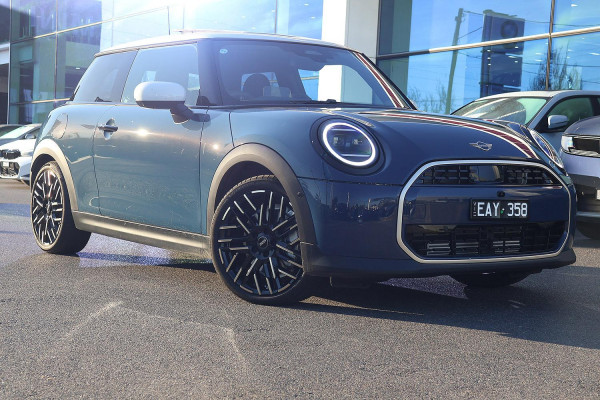 MINI Cooper C Favoured F66