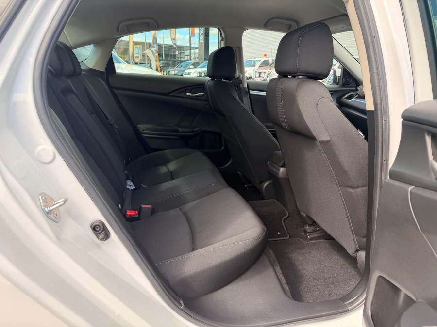 2019 Honda Civic 10th Gen VTi-S Sedan Image 13