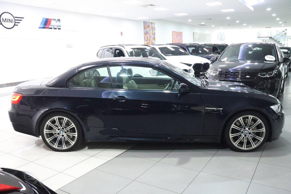 2011 BMW M3 E93  Convertible image 8