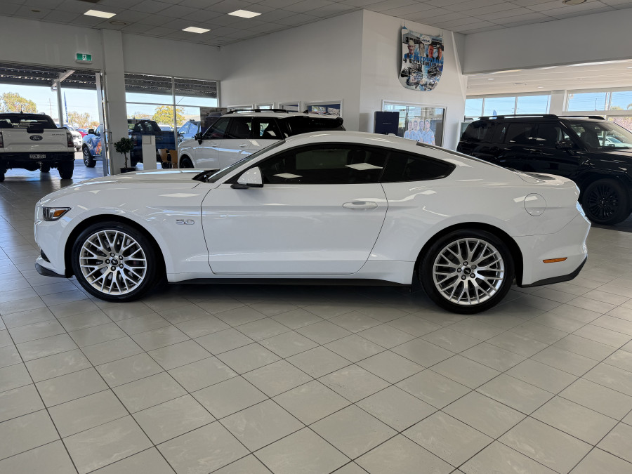 2017 Ford Mustang FM GT Coupe Image 4