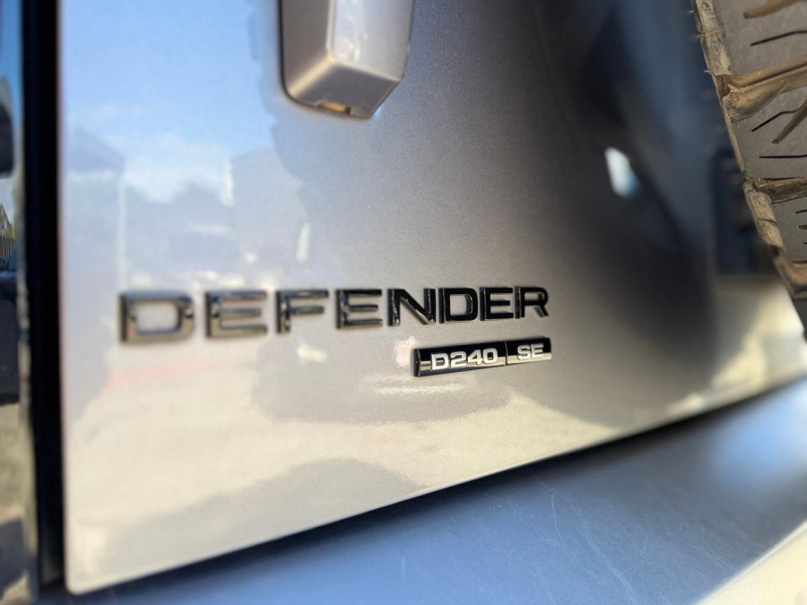 2020 Land Rover Defender L663 110 D240 SE SUV Image 20