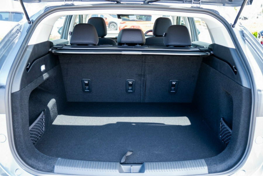2024 MY24.5 MG HS AS33 Vibe SUV Image 8