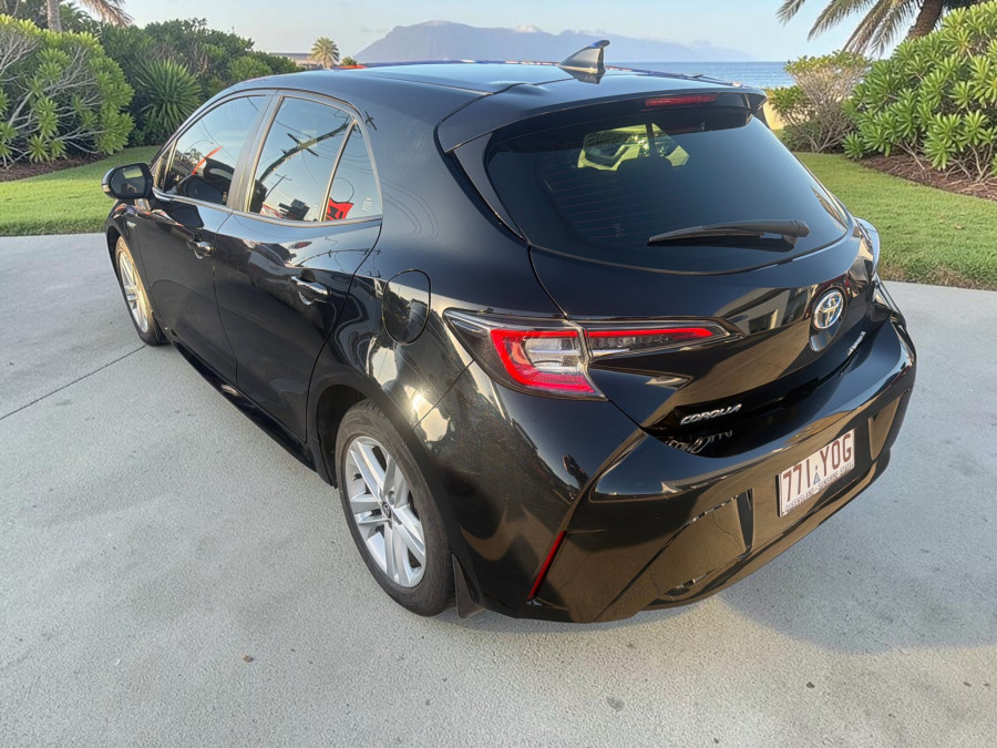 2018 Toyota Corolla ZWE211R Ascent Sport Hybrid Hatch Image 4