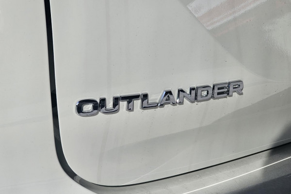 2026 Mitsubishi Outlander ZM LS SUV Image 7
