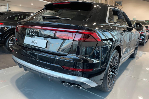 2026 Audi SQ8 TFSI SUV Image 6