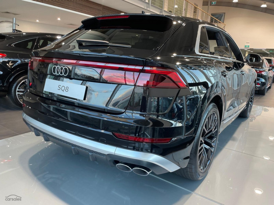 2026 Audi SQ8 TFSI SUV Image 6