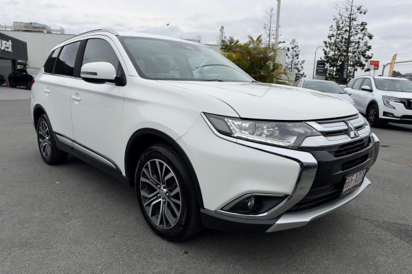 2016 MY17 Mitsubishi Outlander ZK LS Safety Pack SUV Image 5