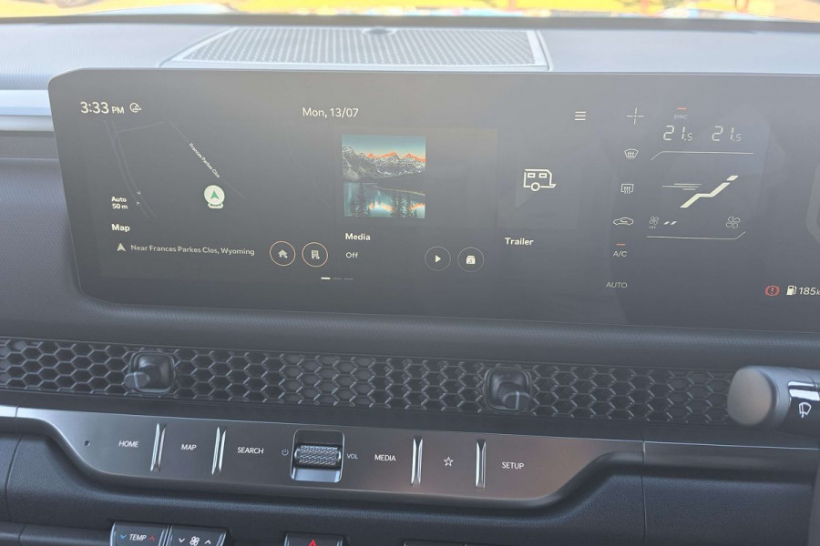 2025 MY26 Kia Tasman TK SX Ute Image 16