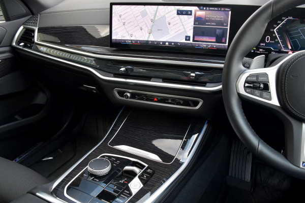 2025 BMW X5 G05 LCI xDrive30d M Sport SUV image 7