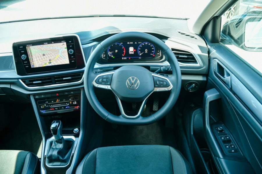 2025 Volkswagen T-Roc D11 110TSI Style SUV Image 10