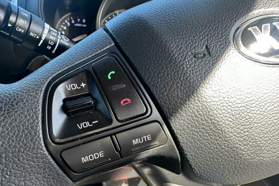 2016 Kia Rio UB S Hatch Image 13