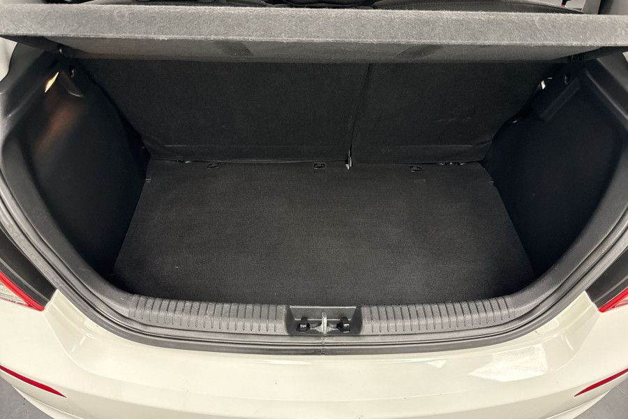 2014 Hyundai I20 Elite Hatch Image 12